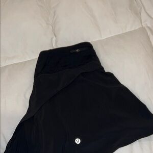 Lululemon Black Pleated Tennis Skirt. Size 4